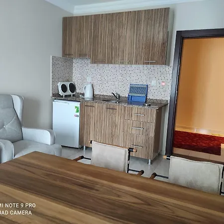 Club Ako Apartment *
